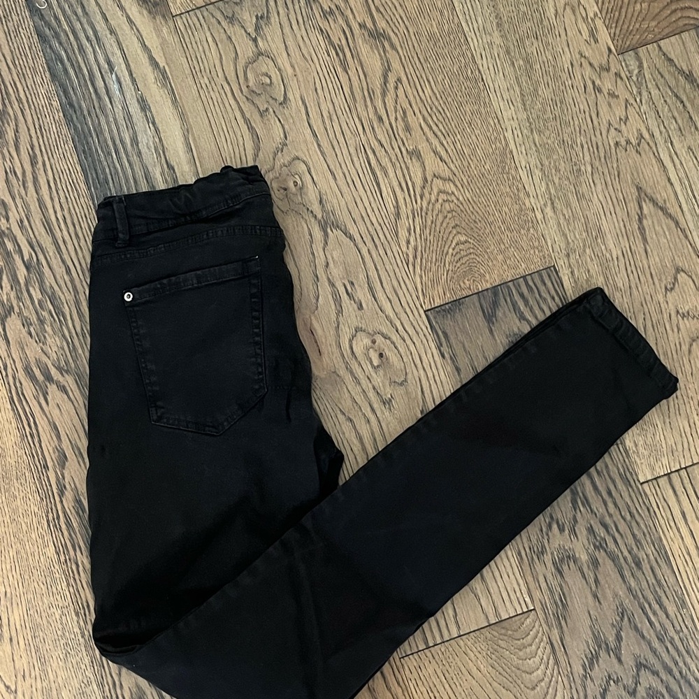 Black Stretchy Skinny Jeans